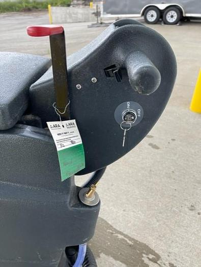 Refurbished VIPER FANG 20 FLOOR SCRUBBER (REFURBISHED) 