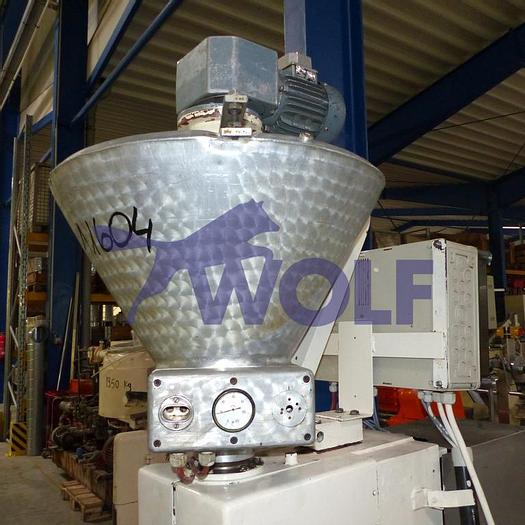 Used used Chocolate pouring machine