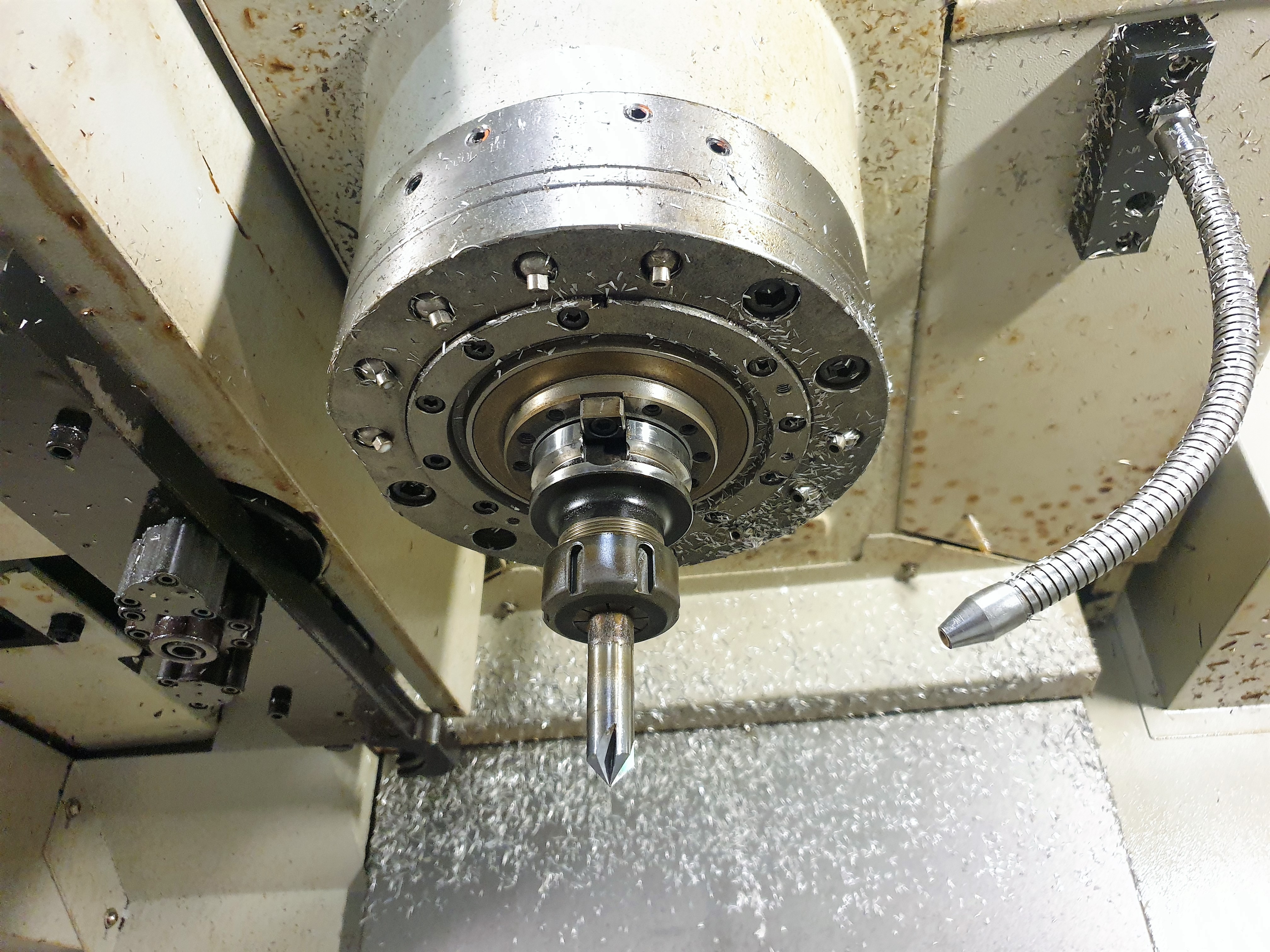 Gebruikt 2009 Quaser MV154PL