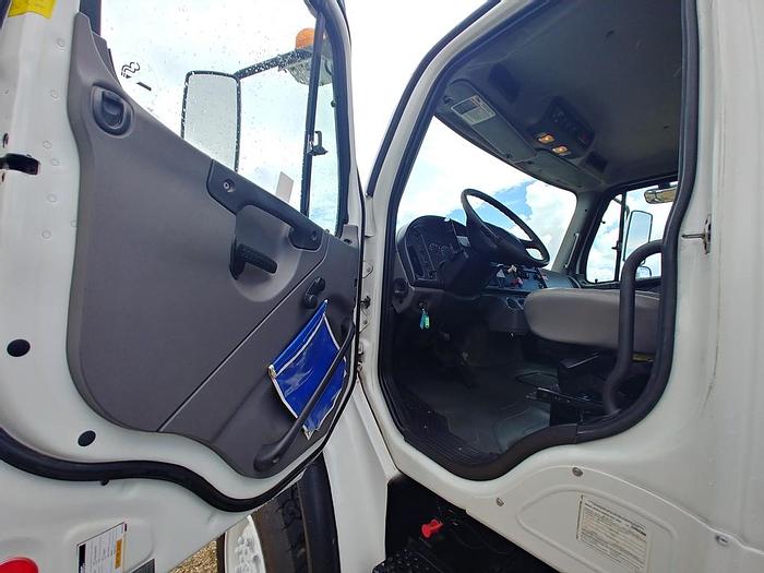 Used Altec TA41M 46 ft Articulating & Telescopic Material Handling Bucket Boom on 2009 Freightliner - G6484