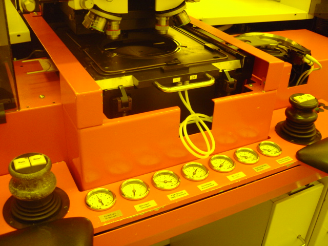 Used Karl MA56 Mask Aligner