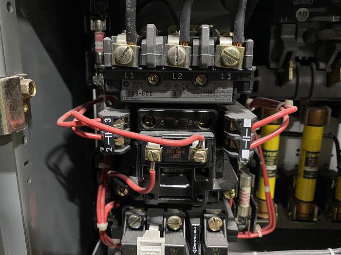 Used ROCKWELL AUTOMATION ALLEN BRADLEY CENTERLINE SERIES MCC SECTION