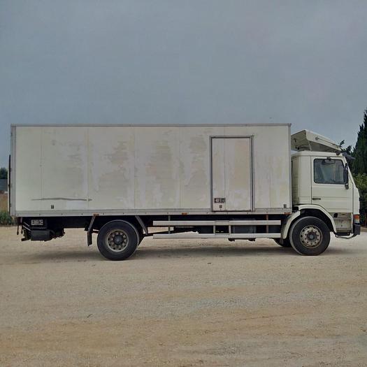 Usado 1991 SCANIA P 93M 220 box lorry