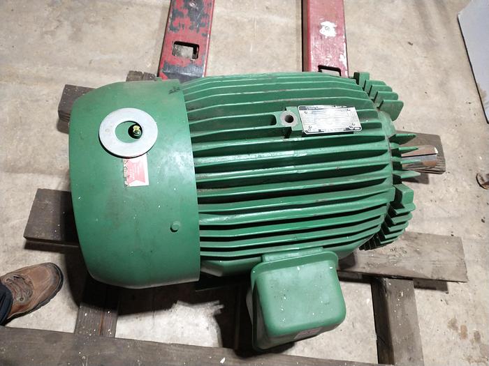 Used TOSHIBA EQP 3PH 40HP WEG Electric Motor 208-230-460 VAC 1175RPM GH0-0