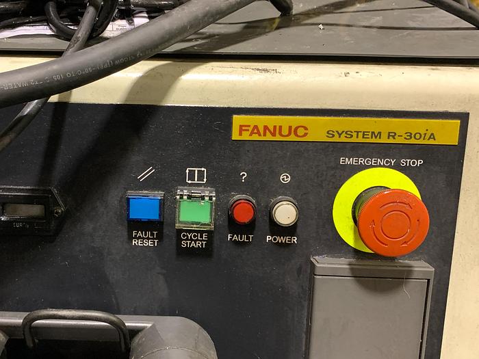 Used FANUC M710iC/50 6 AXIS CNC ROBOT WITH R30iA CONTROLLER AND VISION CONNECTIONS
