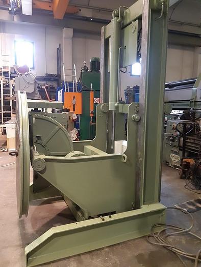 Usato POSIZIONATORE 3000 KG CON COLONNA