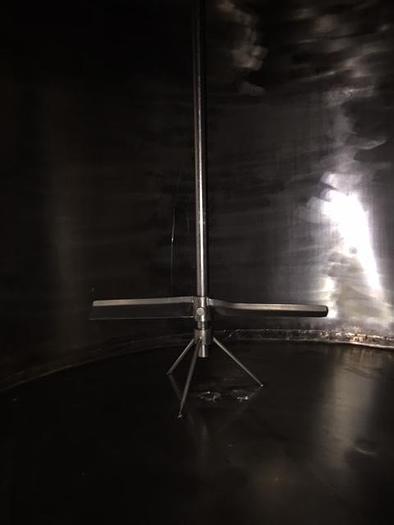 Used 8 m3 rustfrie tanke.