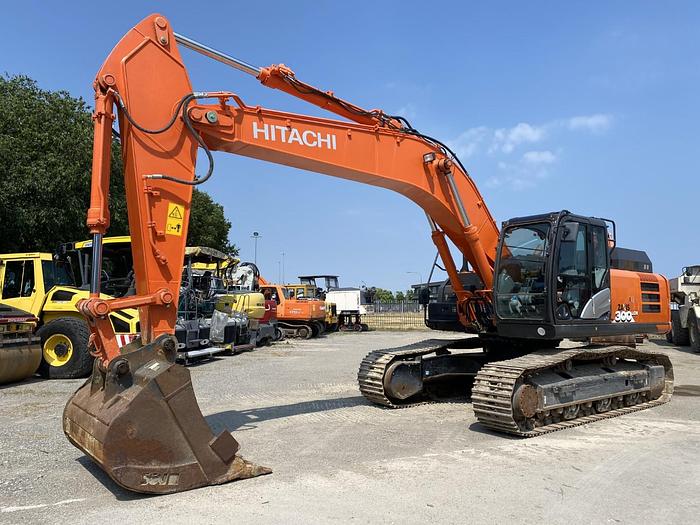 Usato 2016 HITACHI ZX300LCN-6