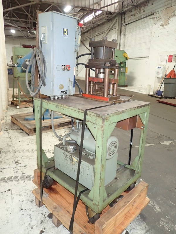 Used Hydraulic Cut-Off Press