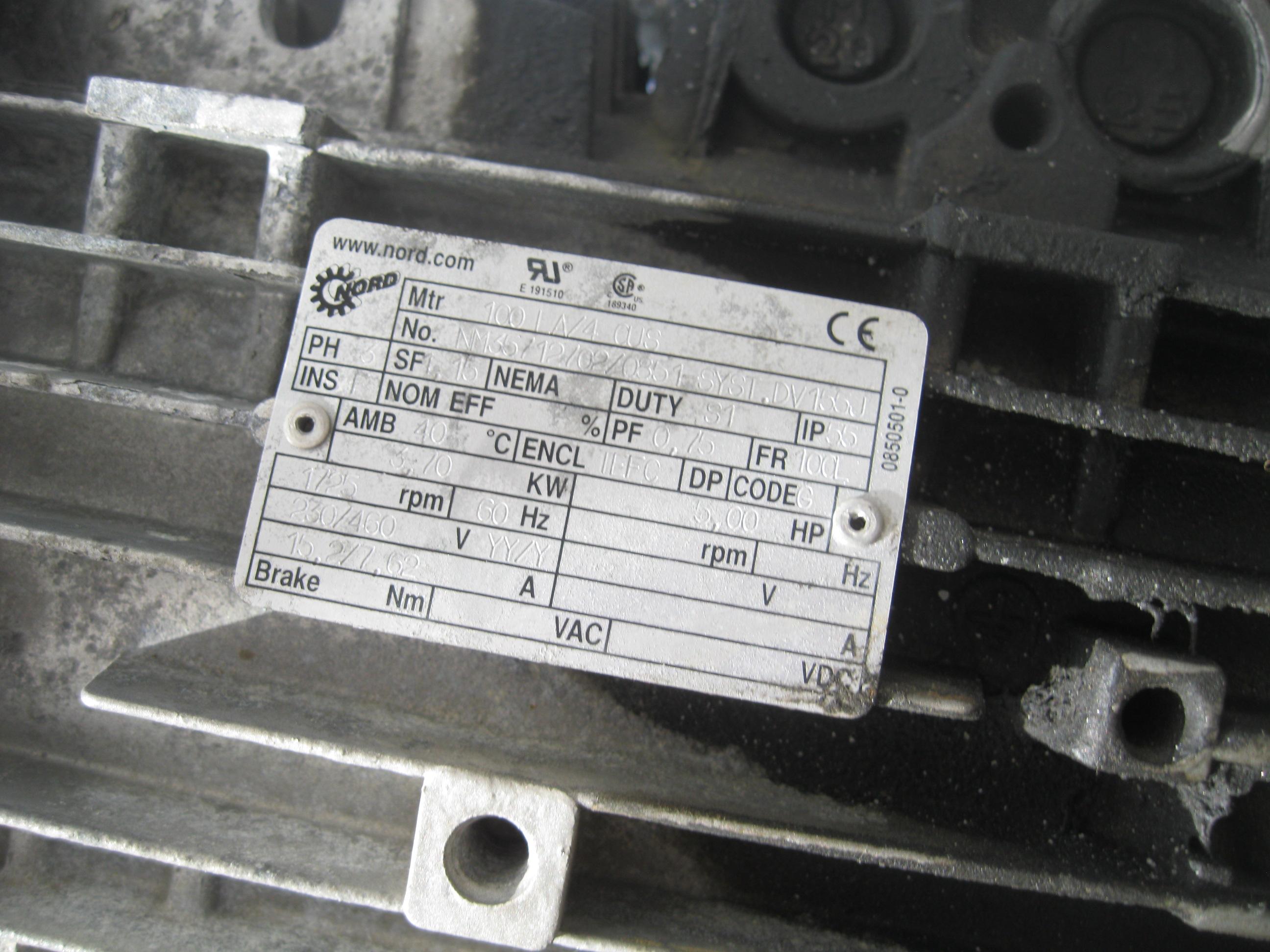 Usado 10,000 GALLON STORAGE SILO