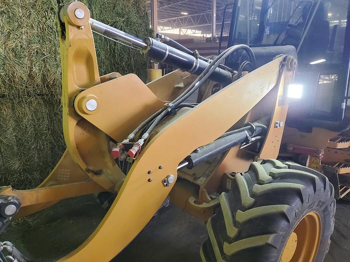 Used 2020 Caterpillar 908M Wheel Loader