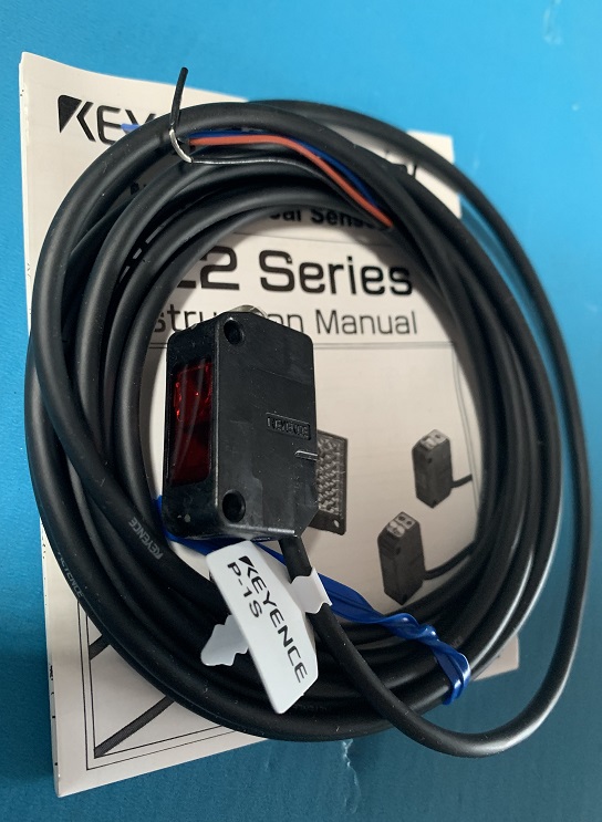 Used Keyence Photoelectric Sensor PZ2-42