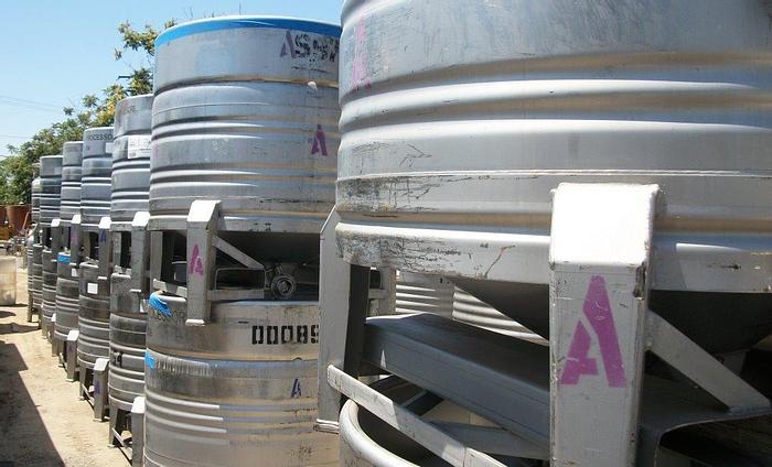 Used Bin, 26 CF, 304L S/st, 46" x 24", Liquid, Tote, Ucon (13) #S741293