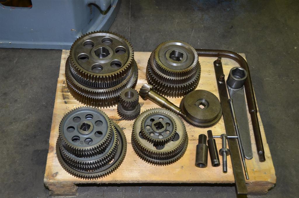 Usado 1979 OERLIKON SKM 1 Talladoras de grupos conicos #7151