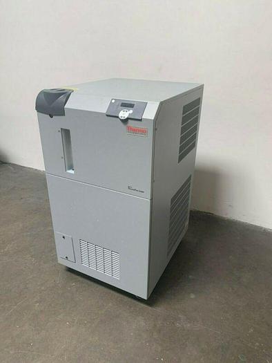 Used Thermo Scientific ThermoFlex 10000 Recirculating Chiller +5°C to +35°C 200-230 V