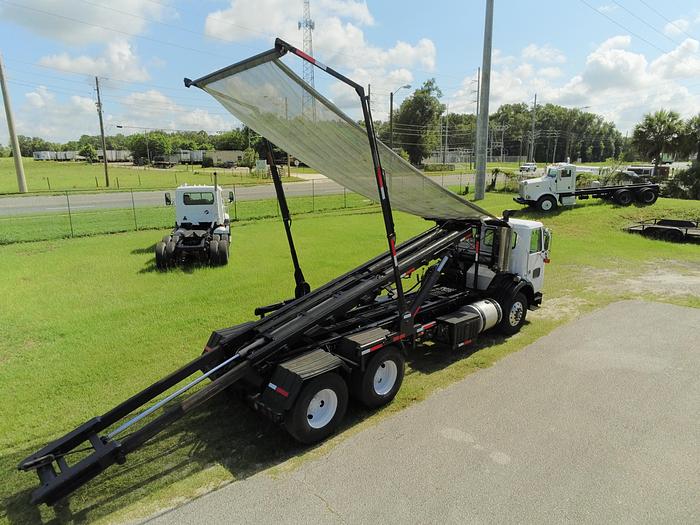 Used 2009 VOLVO  AUTOCAR