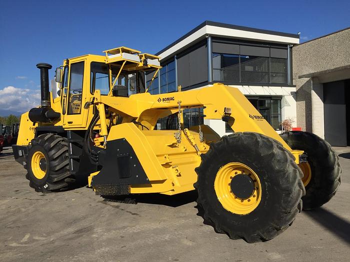 Used 2006 BOMAG  MPH 122-2