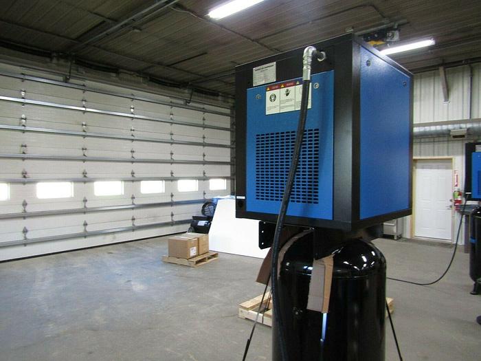 Air-Max MAC-5BP80V Rotary Screw Air Compressor 5 hp 3ph. 80V W/dryer