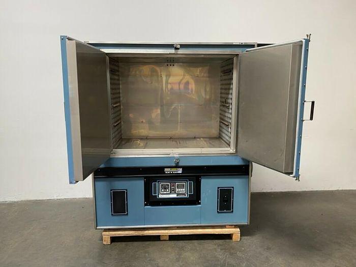 Used Blue M Electric MP1406-B Double Door Laboratory Oven Max Temp 350°C/662°F 208V