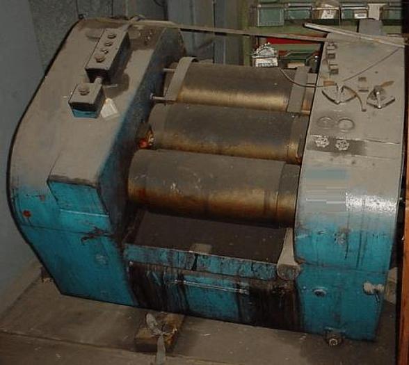 Used 10 in. X 20 in. BUHLER THREE ROLL MILL  HYD. 25 HP 2 SPEED – #1014