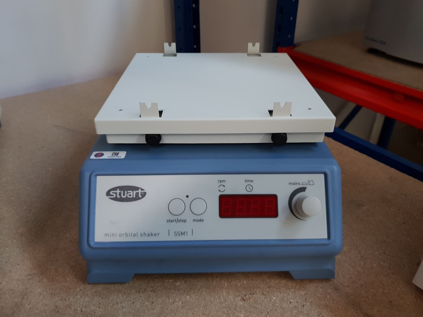 Stuart Mini orbital shaker SSM1 in Doncaster, United Kingdom