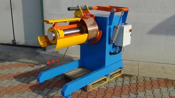 New F&P   3ton & 5ton Powered Decoilers  #3194