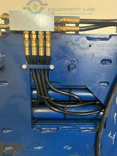 Used Rightline  LGM039 General Purpose Carton Clamp 2500 Lbs Capacity, 24" Load Center