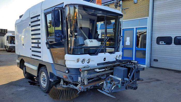 Gebruikt 2010 Ravo 530 ST