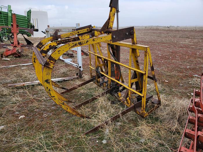 Used Case 580SE Backhoe w/ Attachments