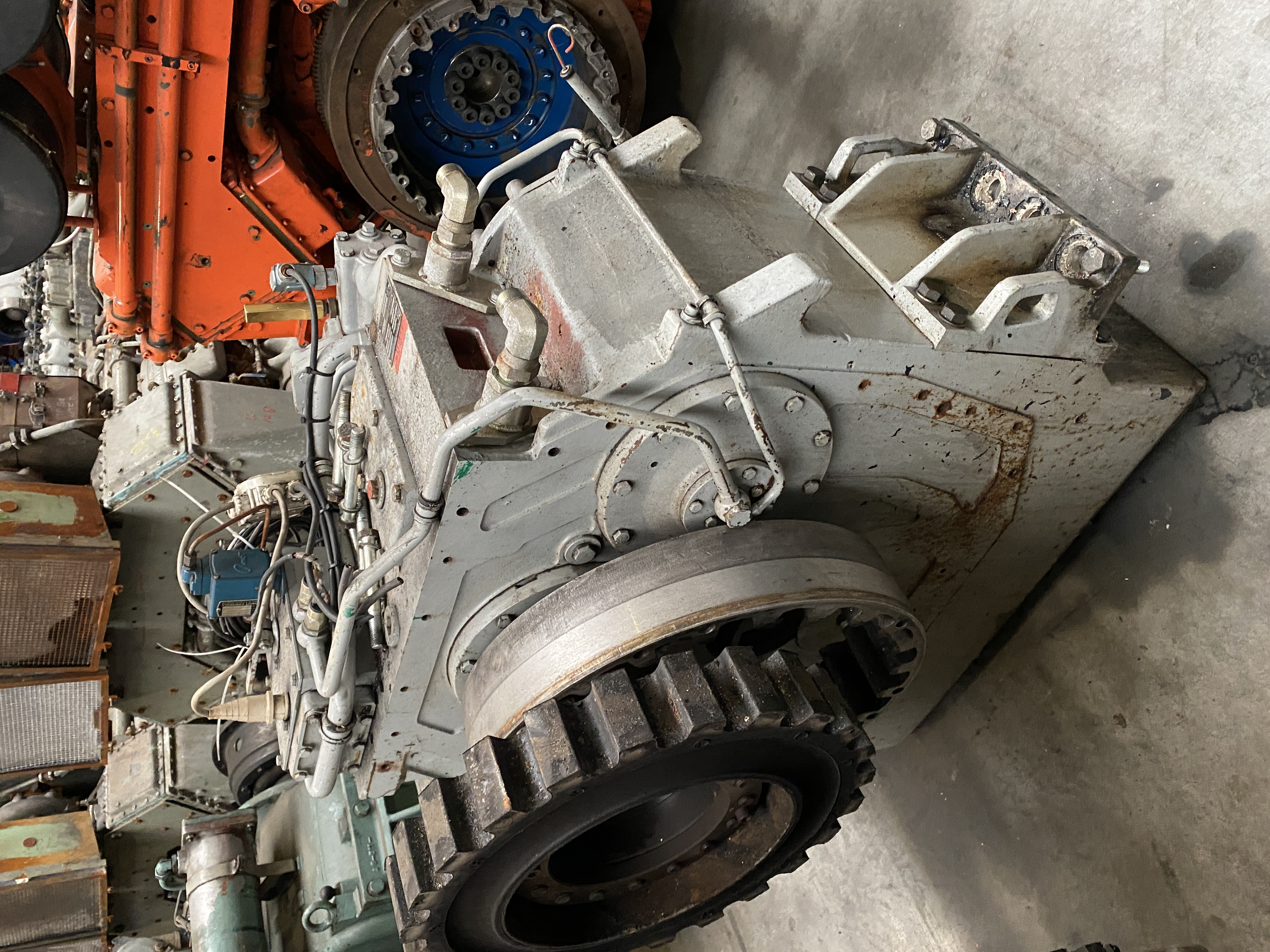 Used GEARBOX ZF BW451