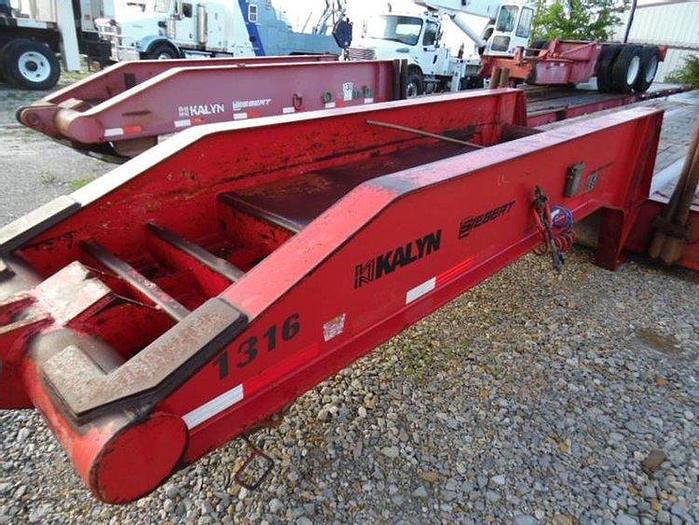 Used 2007 Kalyn Siebert 4 axle Equipment Trailer
