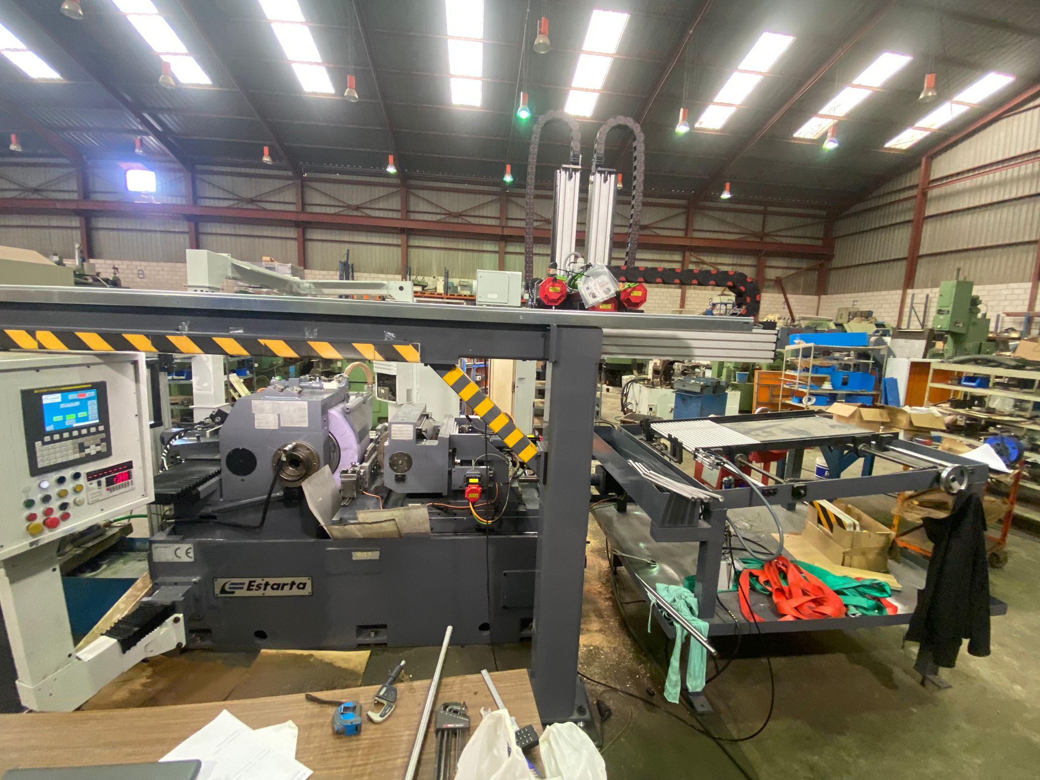 Usado 1997 ESTARTA 323 CNC Rectificadoras sin centros #4427