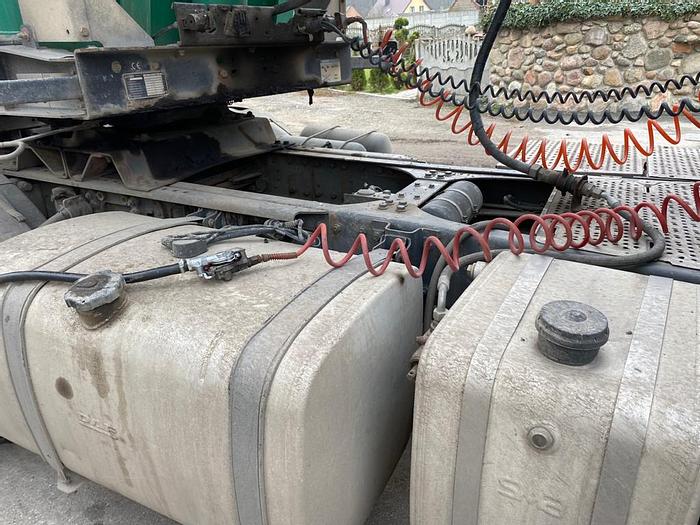 Gebruikt 2004 DAF XF 430, manual gear , hyraulic !