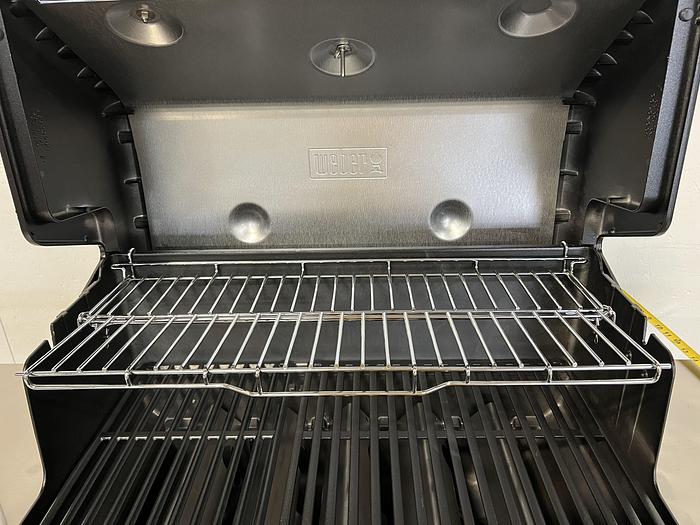 Used Weber GENESIS E-325S Liquid Propane Gas Grill