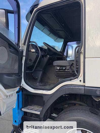 Used 2005 VOLVO FM12 380 8X2 chassis cab