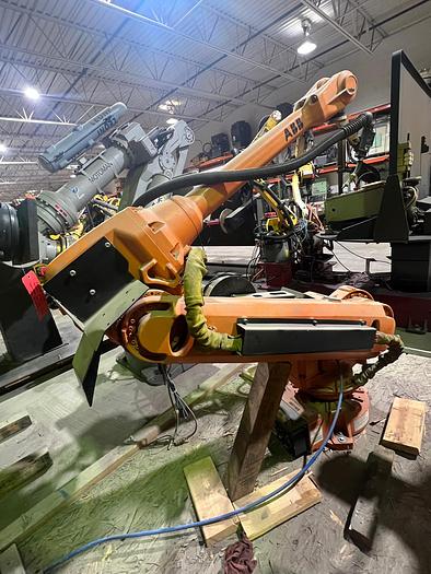 Used ABB IRB 4600-20/2.5 6 AXIS CNC MIG WELDING ROBOT WITH MILLER AUTO AXCESS 450-DI WELDING POWER SUPPLY