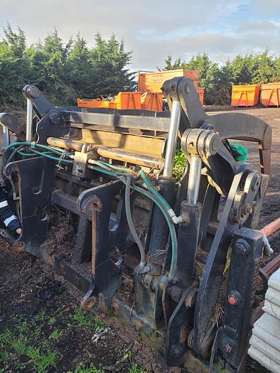 Used Ulrich Compost Grab