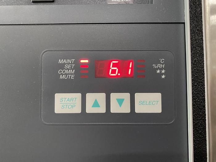 Used New Brunswick Scientific Innova 4900 Multi-Tier Environmental Incubator & Shaker 208V