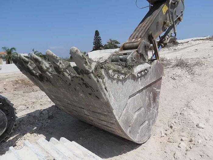 Used 2015 VOLVO EC480EL