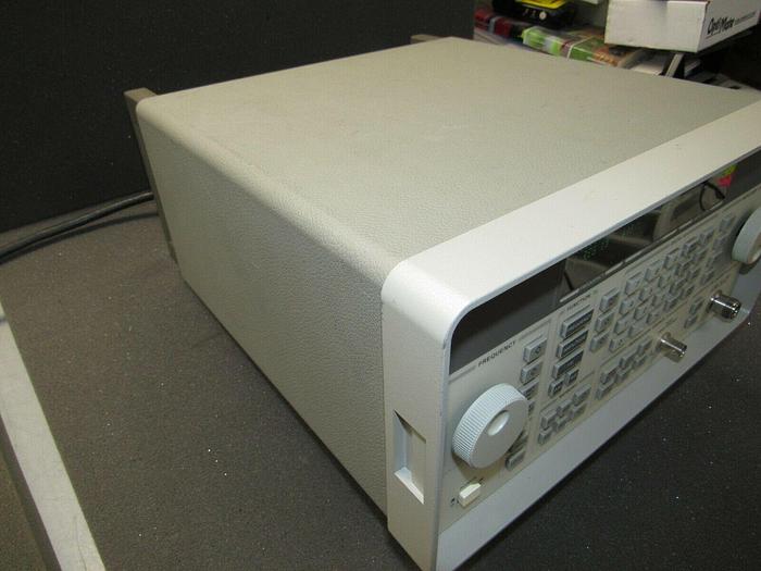 Used HP/Agilent 8648A Synthesized RF Signal Generator, 100 kHz to 1000 MHz