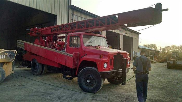 Used 1989 Speedstar 275 DSI Quik-Drill Rig