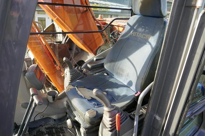 Used 2010 HITACHI ZX225 USLC-3