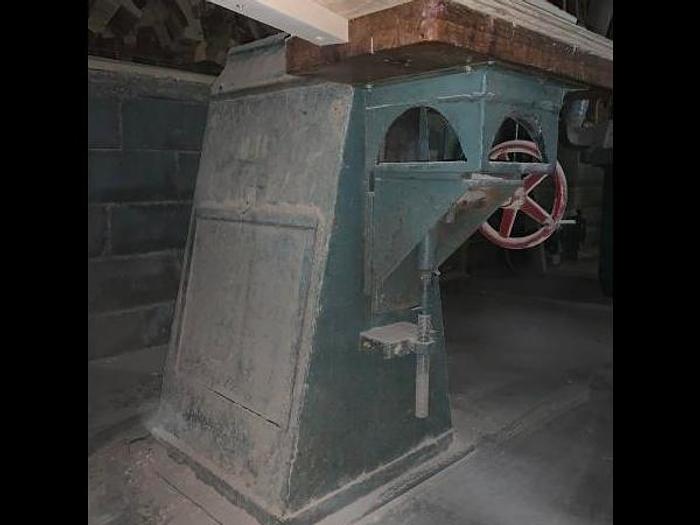 Used SINGLE-HEAD BUCK SHAPER