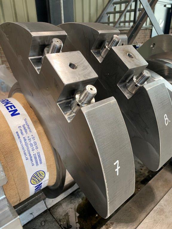 Used CRANKSHAFT WARTSILA 9L26