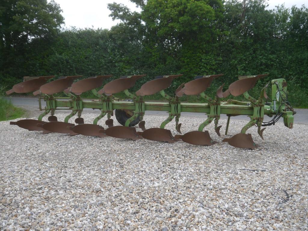 Used Dowdeswell 140MA 6+1 Furrow Plough