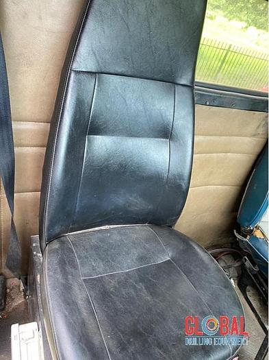 Used Item 0788 : 2001 Kenworth T800B Tractor, 6X4