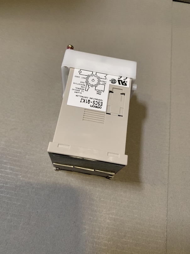Used Omron Temperature Controller E5CS-Q1KJ