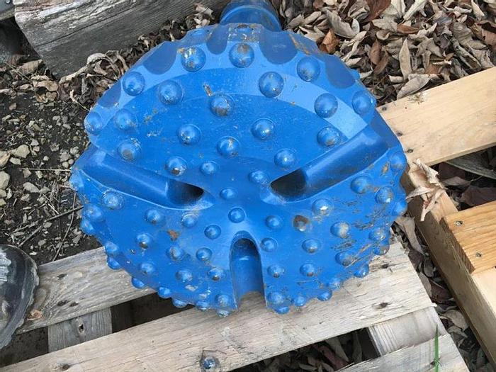 Used 0 Ingersoll-Rand CS POWER HAMMERS CS112 DTH HAMMER & 9 - 14-1/4” to 14-7/8” Bits Package - Sold