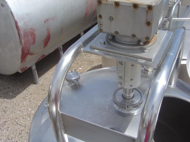 Used 150 GALLON PROCESSOR TANK. DCI SERIAL 94F48011C