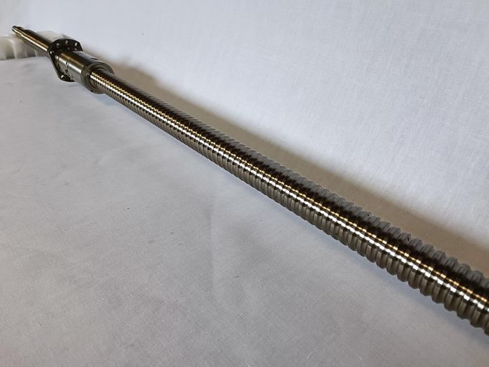 Geschliffener Präzisions Kugelgewindetrieb, D40mm, 1870mm, , neu